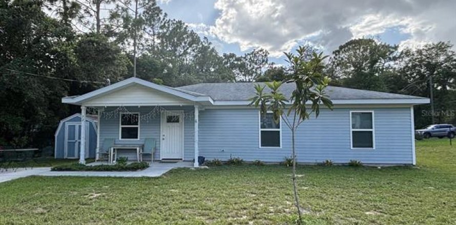 House in Inverness, Florida 3 bedrooms, 101.45 sq.m. № 1883540