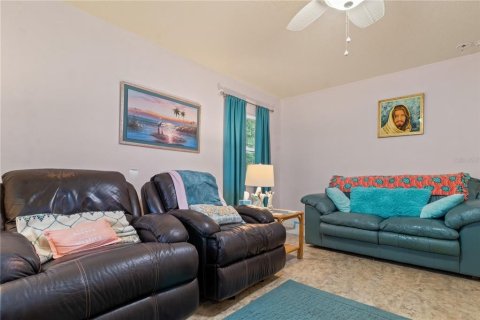 House in Inverness, Florida 3 bedrooms, 101.45 sq.m. № 1883540 - photo 5