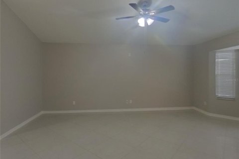 Casa en alquiler en Longwood, Florida, 3 dormitorios, 163.79 m2 № 1911549 - foto 3
