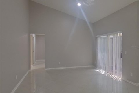 Casa en alquiler en Longwood, Florida, 3 dormitorios, 163.79 m2 № 1911549 - foto 4