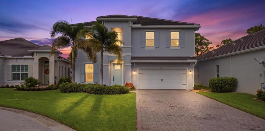Villa ou maison à Stuart, Floride 4 chambres, 271.09 m2 № 2406075