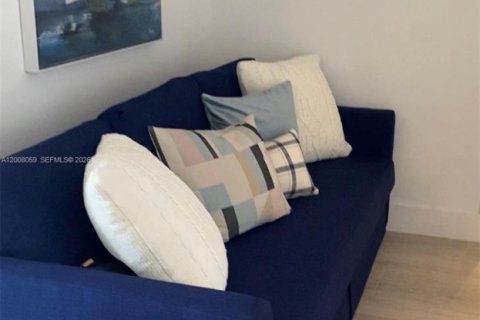 Снять в аренду кондоминиум в Майами, Флорида 1 спальня, 67.35м2, № 2170875 - фото 14