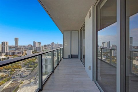 Снять в аренду кондоминиум в Майами, Флорида 1 спальня, 67.35м2, № 2170875 - фото 10
