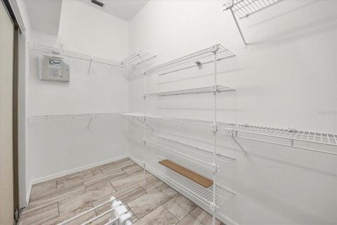 Купить виллу или дом в Лейк-Мэри, Флорида 6 комнат, 193.14м2, № 2098144 - фото 20