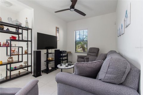 Villa ou maison à vendre à Bradenton, Floride: 3 chambres, 141.95 m2 № 2098435 - photo 8