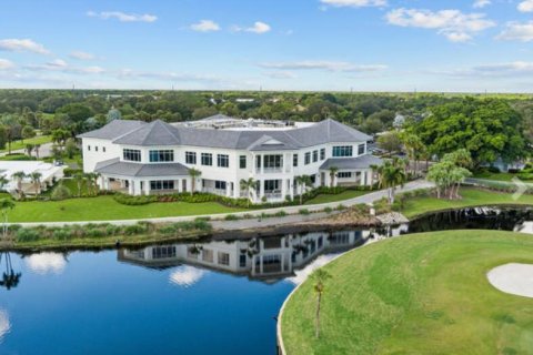 Villa ou maison à vendre à Stuart, Floride: 4 chambres, 393.53 m2 № 2424519 - photo 16