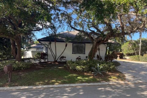 Villa ou maison à vendre à Stuart, Floride: 4 chambres, 393.53 m2 № 2424519 - photo 3