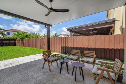 Casa en alquiler en Doral, Florida, 3 dormitorios, 228.73 m2 № 1891415 - foto 26