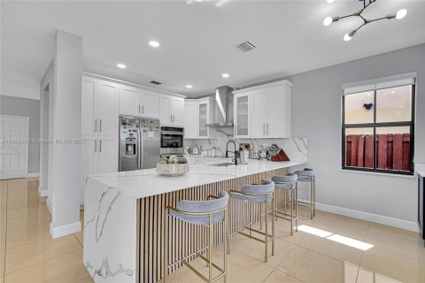 Casa en alquiler en Doral, Florida, 3 dormitorios, 228.73 m2 № 1891415 - foto 13