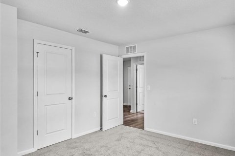 Villa ou maison à louer à Ocala, Floride: 4 chambres, 168.25 m2 № 1852954 - photo 7