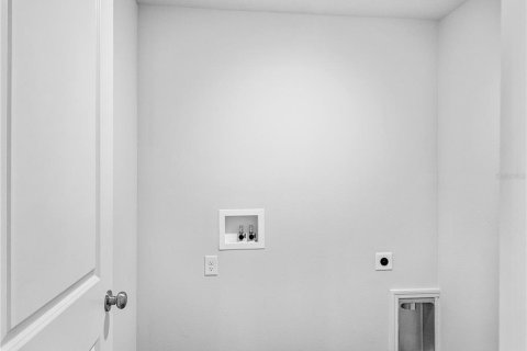 Villa ou maison à louer à Ocala, Floride: 4 chambres, 168.25 m2 № 1852954 - photo 6