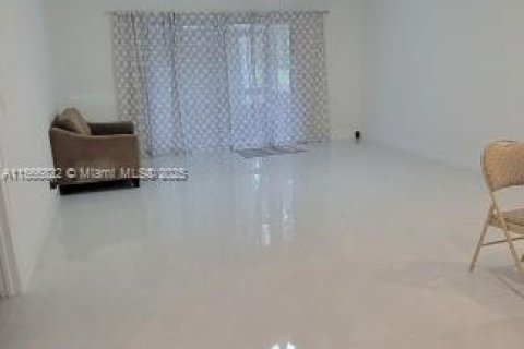 Copropriété à louer à Deerfield Beach, Floride: 2 chambres, 116.13 m2 № 1931228 - photo 8