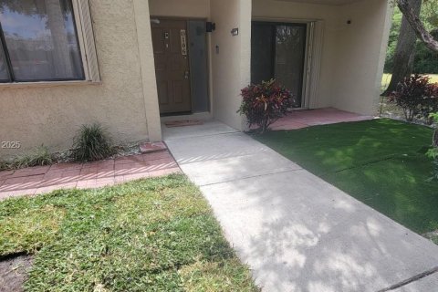 Copropriété à louer à Deerfield Beach, Floride: 2 chambres, 116.13 m2 № 1931228 - photo 2