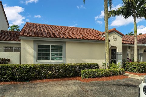 House in Weston, Florida 2 bedrooms, 100.52 sq.m. № 1955013 - photo 5