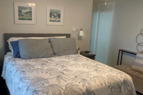 Condominio en alquiler en Stuart, Florida, 1 dormitorio, 64.66 m2 № 1160338 - foto 1