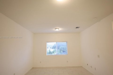 Apartment in Hialeah, Florida 2 bedrooms, 74.32 sq.m. № 2005862 - photo 5
