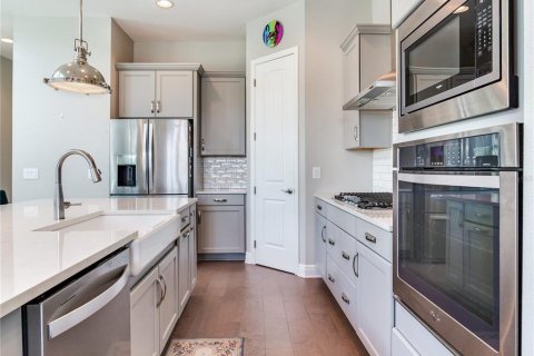 Townhouse in Redington Beach, Florida 4 bedrooms, 223.62 sq.m. № 1909887 - photo 22