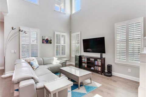 Townhouse in Redington Beach, Florida 4 bedrooms, 223.62 sq.m. № 1909887 - photo 11