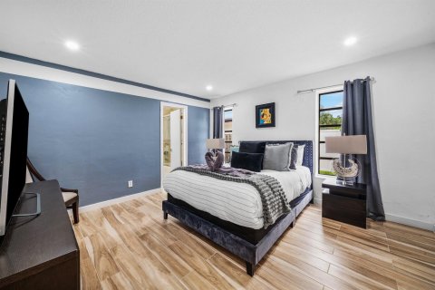 Villa ou maison à vendre à Deerfield Beach, Floride: 5 chambres, 250.46 m2 № 2087616 - photo 20