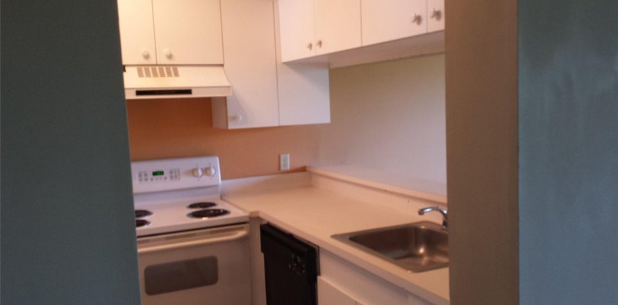 Condo in Coral Springs, Florida, 2 bedrooms  № 972913