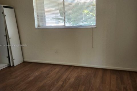 Copropriété à vendre à Miami, Floride: 2 chambres, 89.65 m2 № 1973193 - photo 7