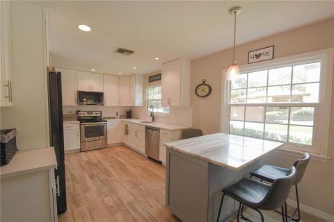 Townhouse in Longwood, Florida 3 bedrooms, 177.16 sq.m. № 1778775 - photo 16