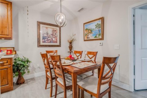 Condominio en venta en Orlando, Florida, 2 dormitorios, 101.08 m2 № 1873939 - foto 5