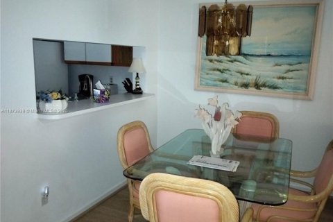 Снять в аренду кондоминиум в Юпитер, Флорида 2 спальни, 109.44м2, № 2036822 - фото 4