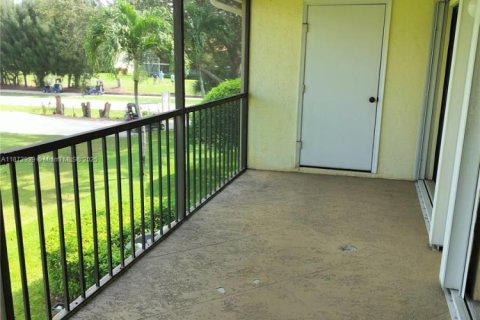 Снять в аренду кондоминиум в Юпитер, Флорида 2 спальни, 109.44м2, № 2036822 - фото 10