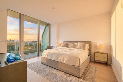 Condominio en venta en Bay Harbor Islands, Florida, 2 dormitorios, 171.96 m2 № 2424761 - foto 11
