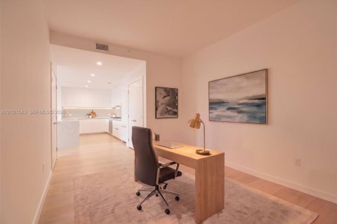 Condominio en venta en Bay Harbor Islands, Florida, 2 dormitorios, 171.96 m2 № 2424761 - foto 7