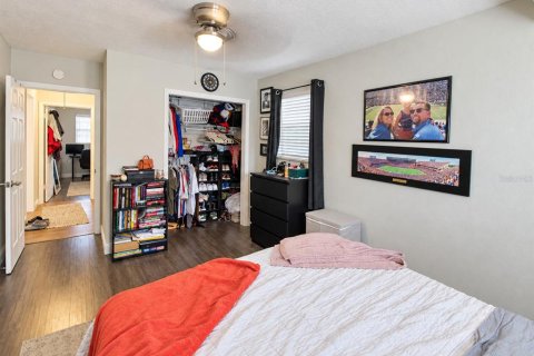 Villa ou maison à vendre à Tampa, Floride: 4 chambres, 207.64 m2 № 2405248 - photo 23