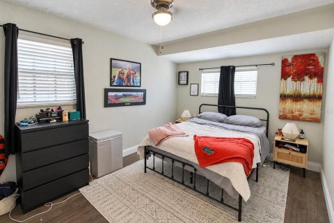 Villa ou maison à vendre à Tampa, Floride: 4 chambres, 207.64 m2 № 2405248 - photo 22
