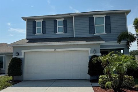 House in Davenport, Florida 4 bedrooms, 205.04 sq.m. № 2363991