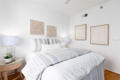 Condominio en venta en Saint Pete Beach, Florida, 2 dormitorios, 117.52 m2 № 1673526 - foto 23
