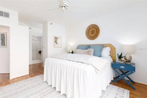 Condominio en venta en Saint Pete Beach, Florida, 2 dormitorios, 117.52 m2 № 1673526 - foto 18