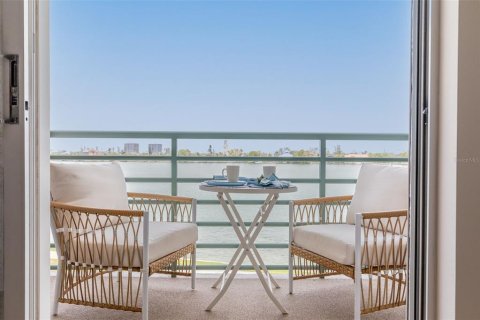 Condominio en venta en Saint Pete Beach, Florida, 2 dormitorios, 117.52 m2 № 1673526 - foto 16