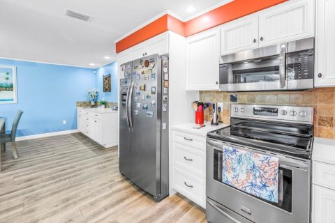 Casa en venta en Clearwater, Florida, 3 dormitorios, 168.25 m2 № 2279754 - foto 15