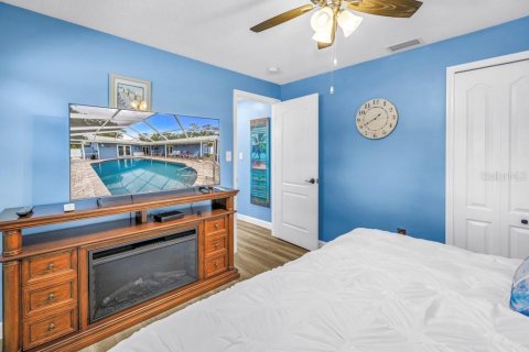 Casa en venta en Clearwater, Florida, 3 dormitorios, 168.25 m2 № 2279754 - foto 24