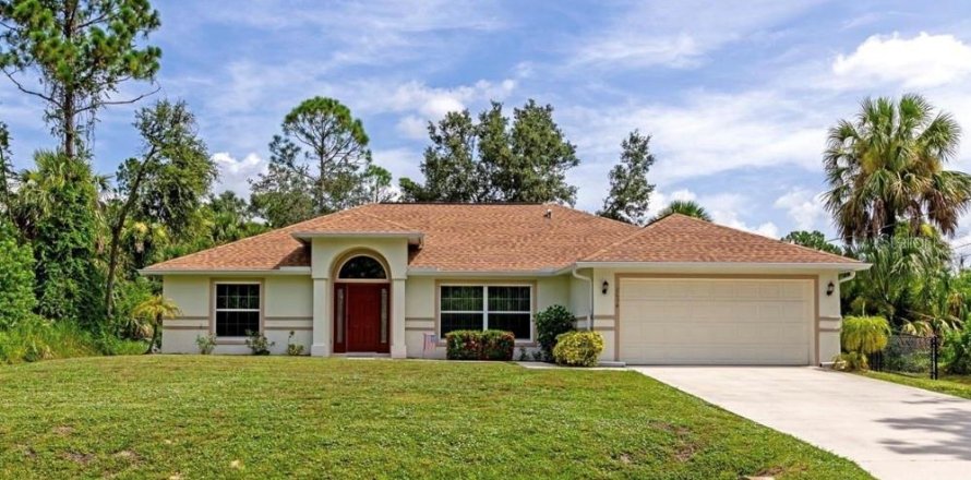 Villa ou maison à North Port, Floride 3 chambres, 171.59 m2 № 2211873