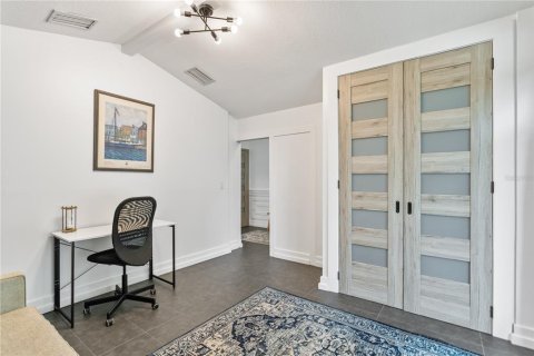 House in Lutz, Florida 4 bedrooms, 181.72 sq.m. № 1631120 - photo 29
