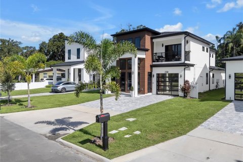 Immobilier commercial à vendre à Orlando, Floride: 320.79 m2 № 1907758 - photo 2