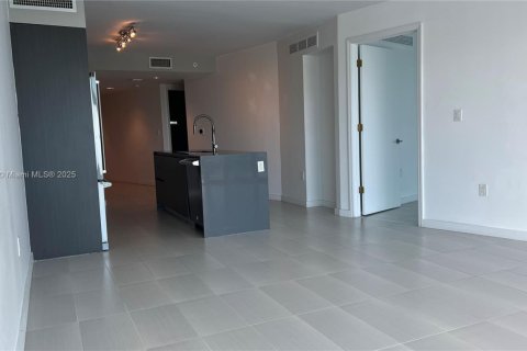 Condo in Bay Harbor Islands, Florida, 2 bedrooms  № 1920459 - photo 5