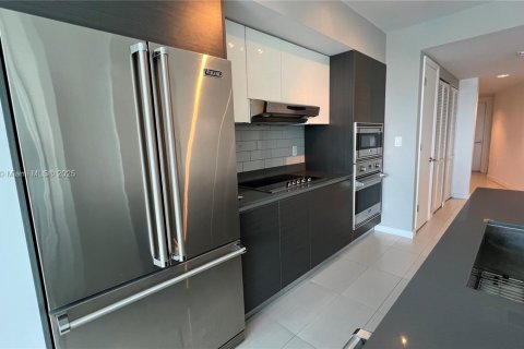 Condo in Bay Harbor Islands, Florida, 2 bedrooms  № 1920459 - photo 8