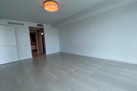 Condo in Bay Harbor Islands, Florida, 2 bedrooms  № 1920459 - photo 19