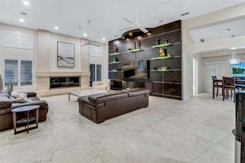 Casa en venta en Davie, Florida, 4 dormitorios, 336.86 m2 № 2383257 - foto 13
