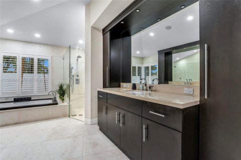 Casa en venta en Davie, Florida, 4 dormitorios, 336.86 m2 № 2383257 - foto 23