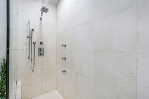 Casa en venta en Davie, Florida, 4 dormitorios, 336.86 m2 № 2383257 - foto 27