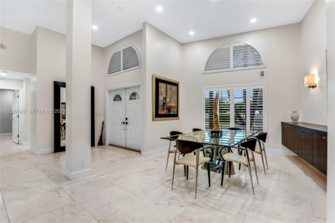 Casa en venta en Davie, Florida, 4 dormitorios, 336.86 m2 № 2383257 - foto 17