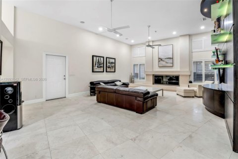 Casa en venta en Davie, Florida, 4 dormitorios, 336.86 m2 № 2383257 - foto 11